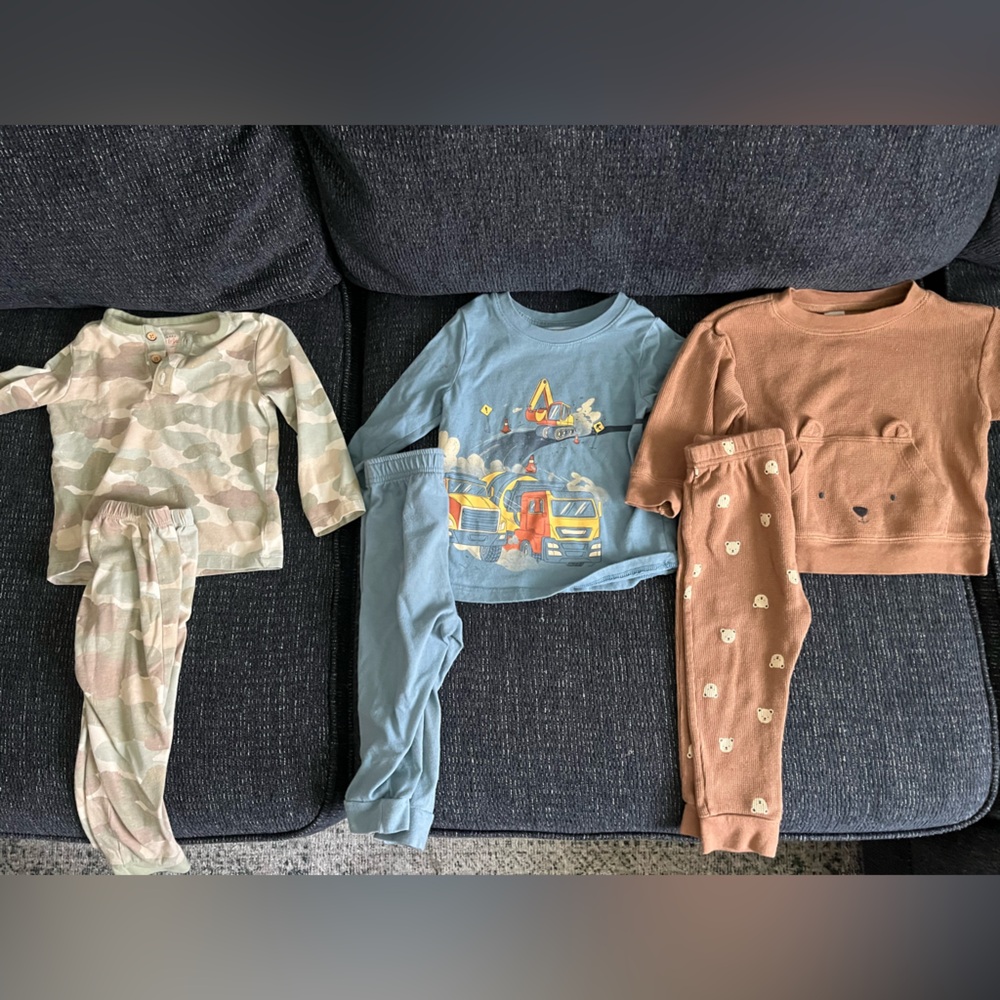 18 month set of 3 outfits